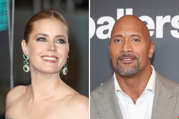 Nonton film Oscars: Amy Adams, Dwayne Johnson Join New Crop of Presenters sub indo